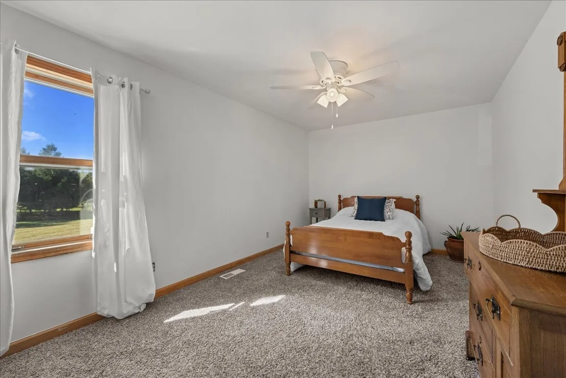 Photo of 9N424 Tamara Drive