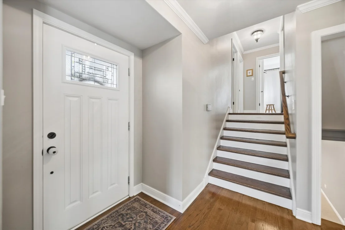 Photo of 258 Crest Road