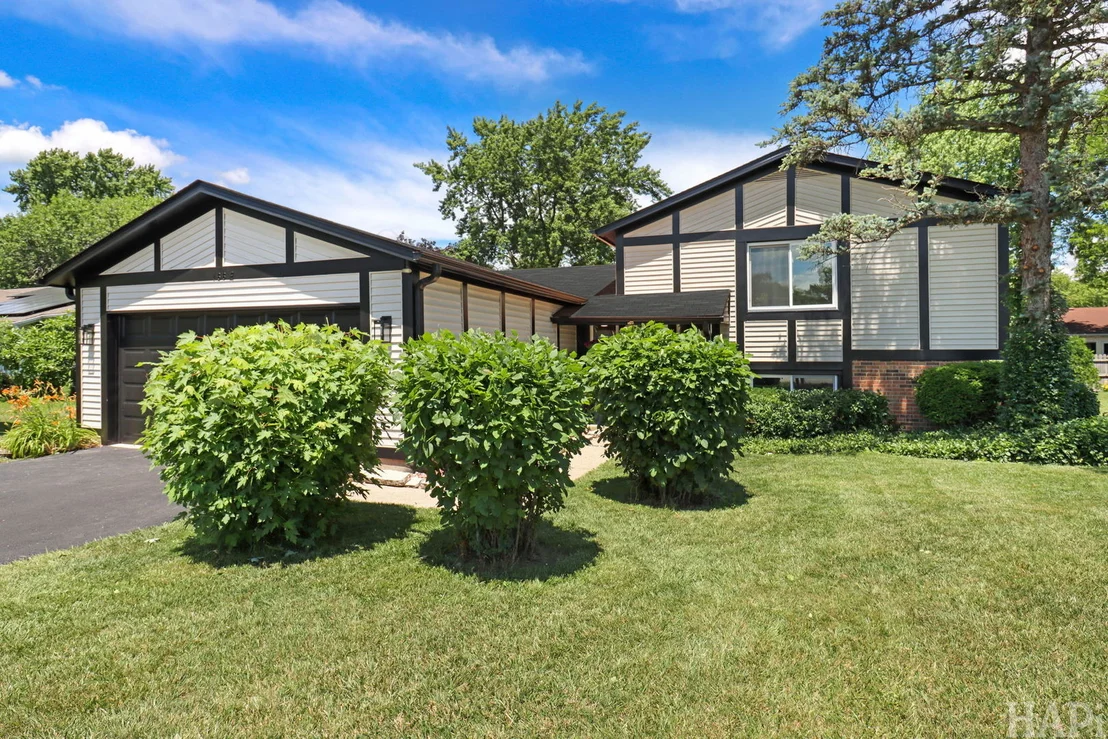 Photo of 166 E Cunningham Drive