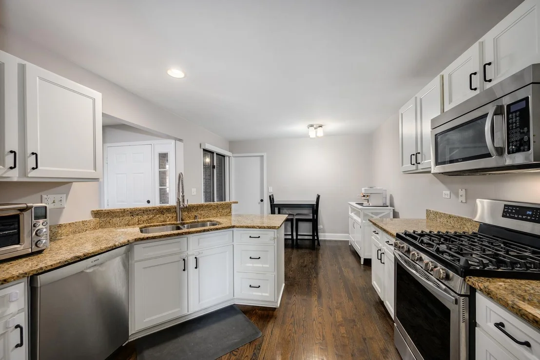 Photo of 13866 STEEPLES Road