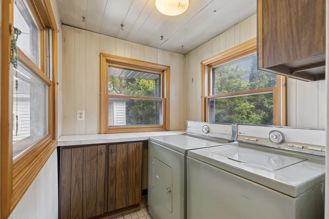 Photo of 951 Hemlock Street