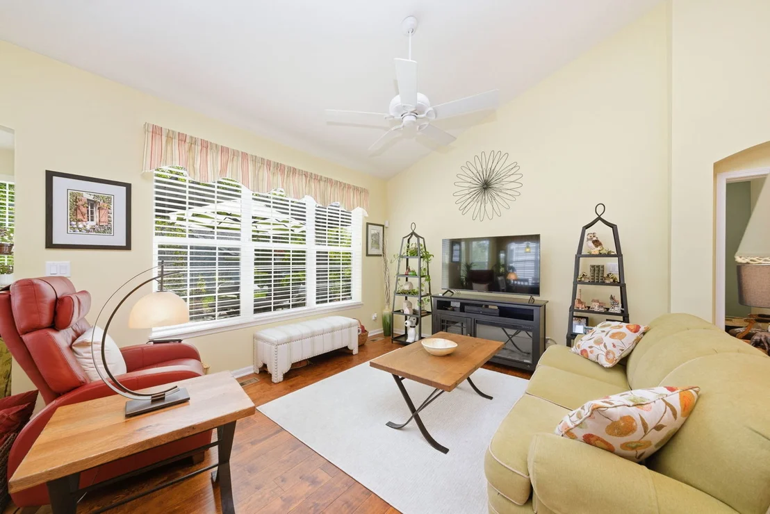 Photo of 1242 Barkston Lane