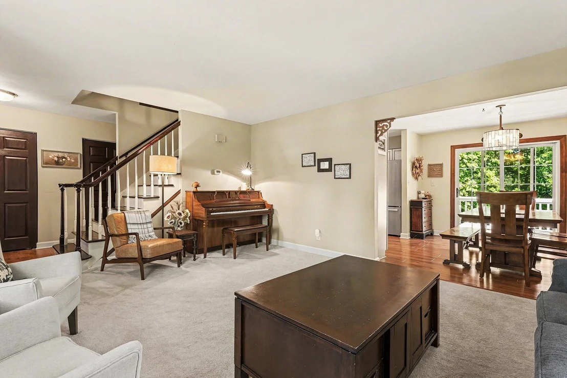 Photo of 640 Clearview Court