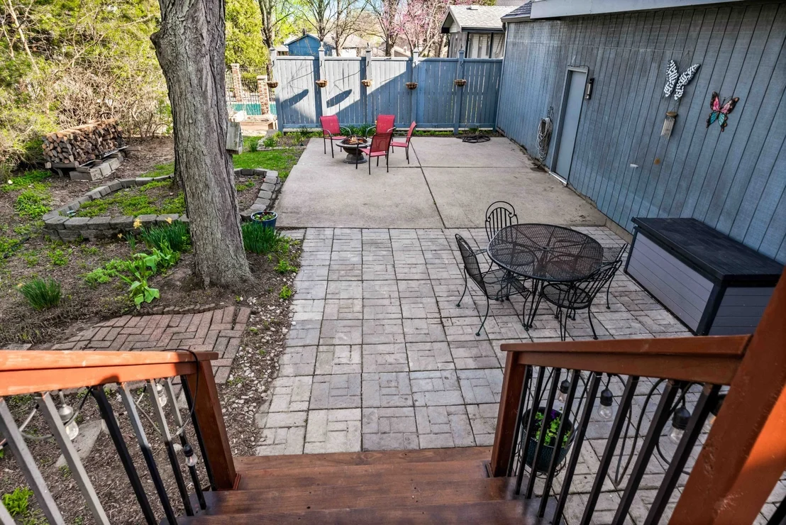 Photo of 300 Harper Court