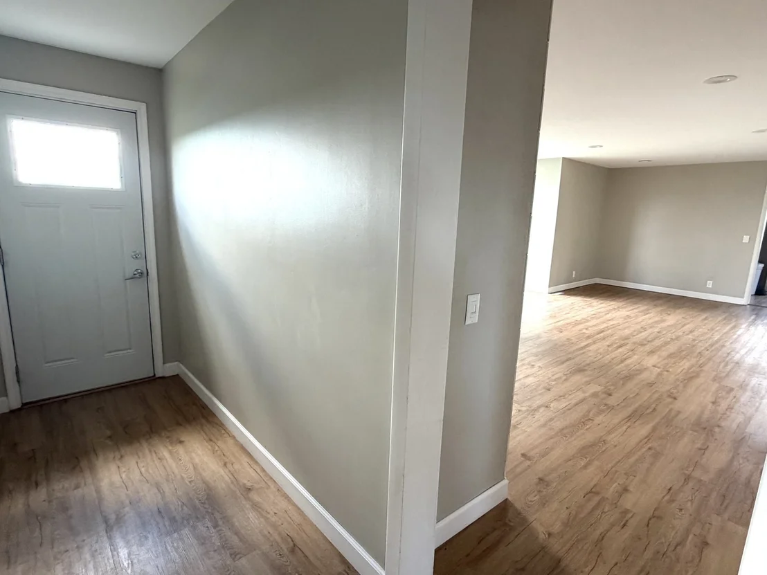 Photo of 82 N 23rd Road