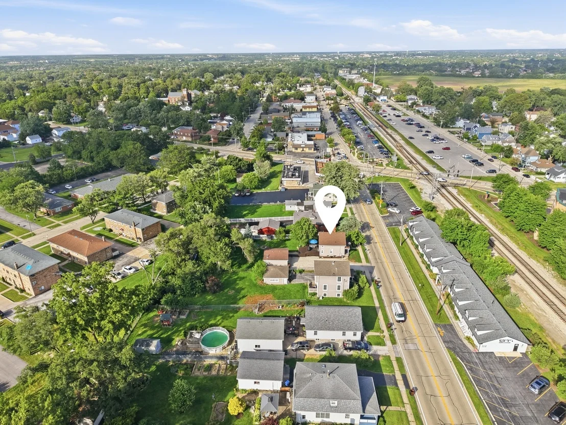 Photo of 11224 Front Street