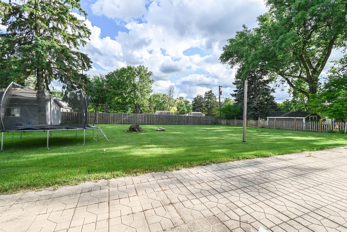Photo of 35211 N Edgewater Lane