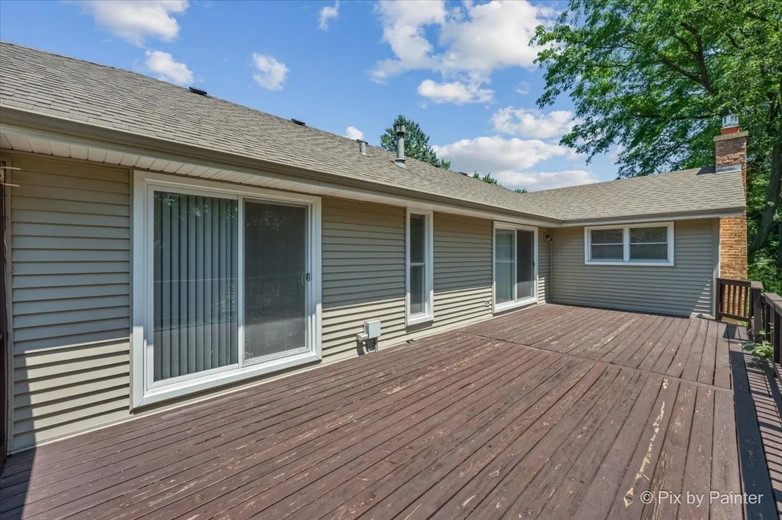 Photo of 725 N Vista Drive