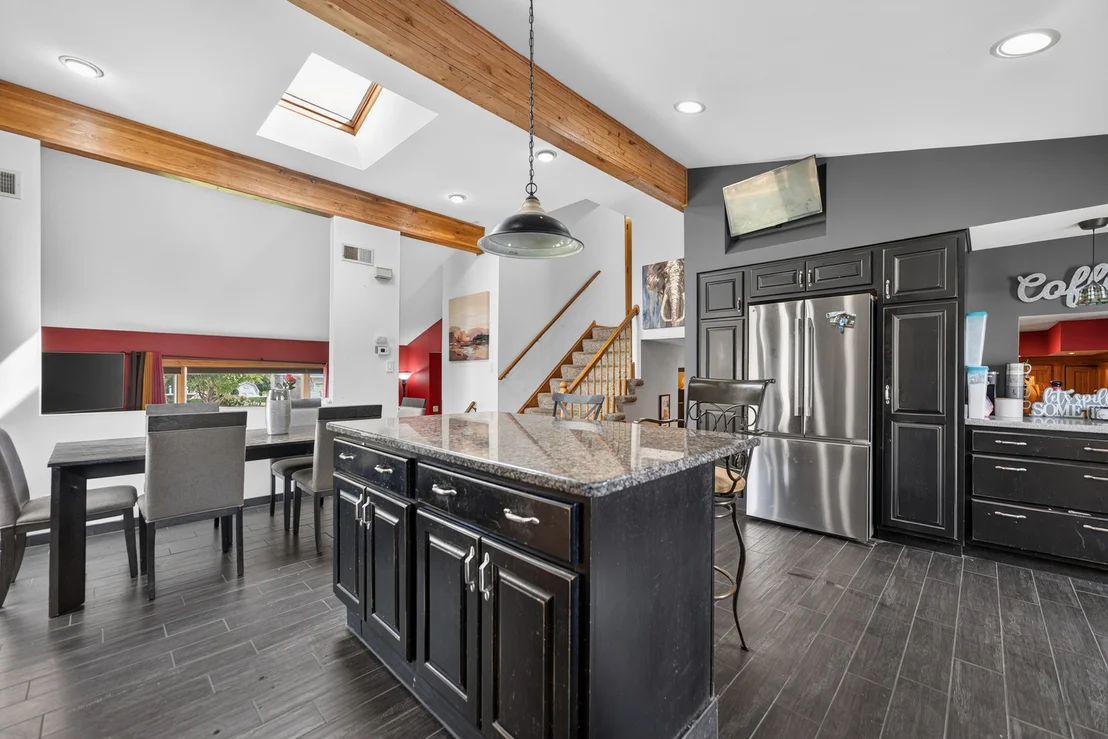 Photo of 7622 W Lakeside Drive