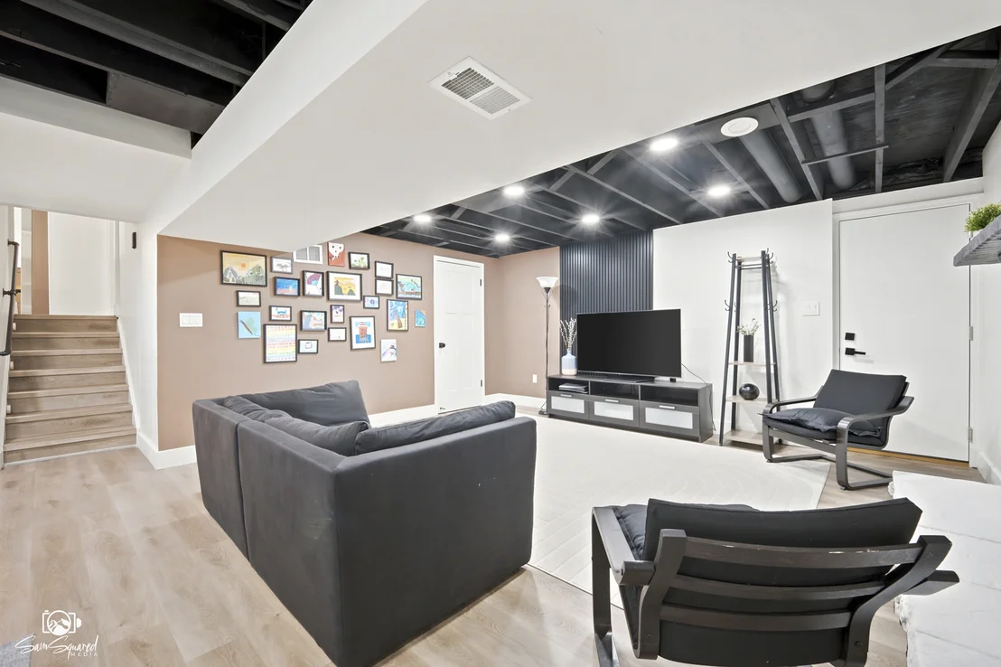 Photo of 11S528 Book Road