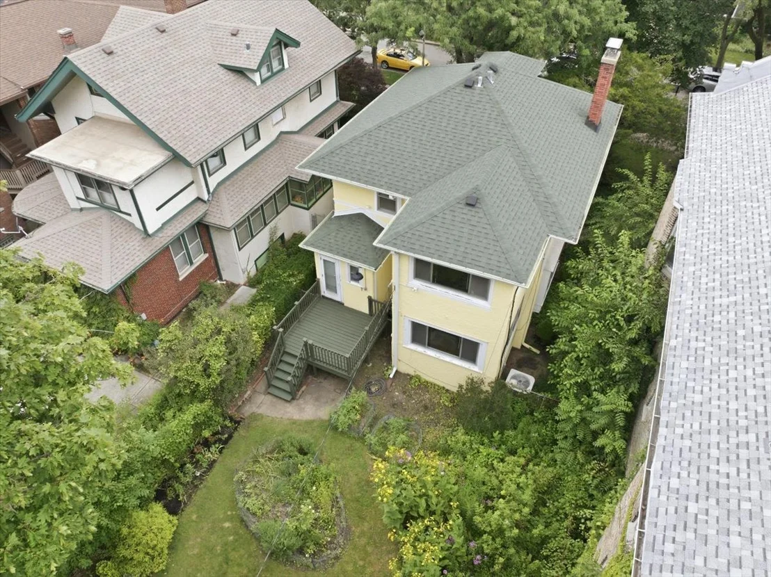 Photo of 1527 W JUNEWAY Terrace