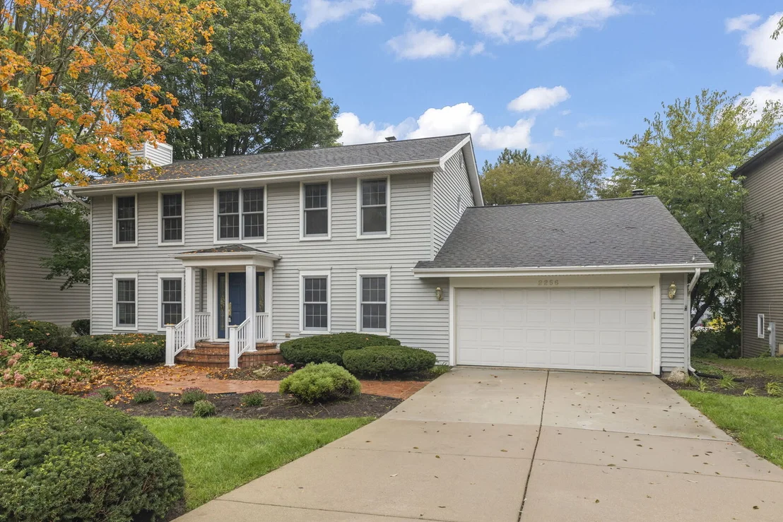 Photo of 2256 Ridgewood Road