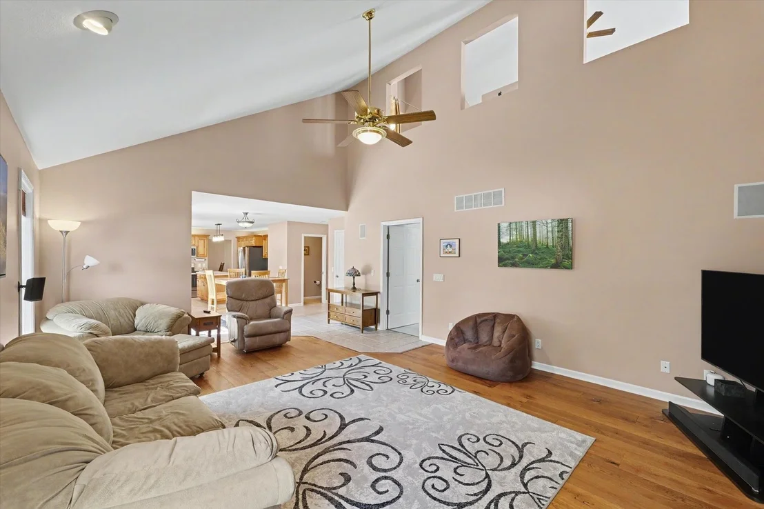 Photo of 3208 Cherry Hills Drive