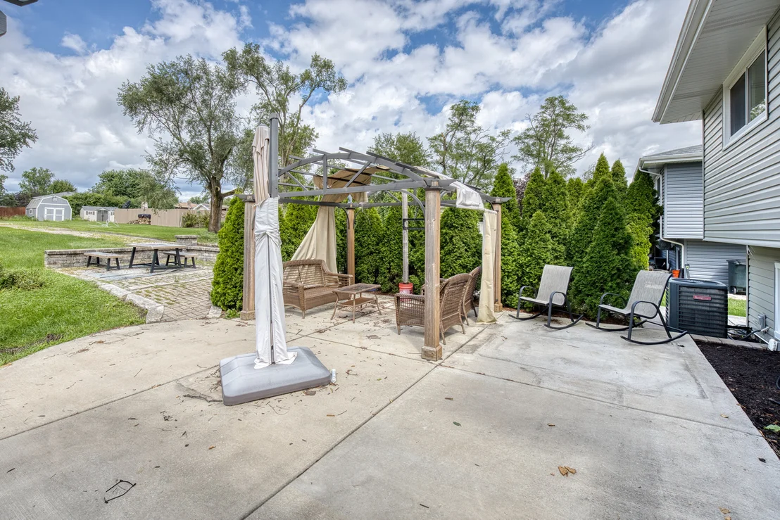 Photo of 17008 Forest Avenue
