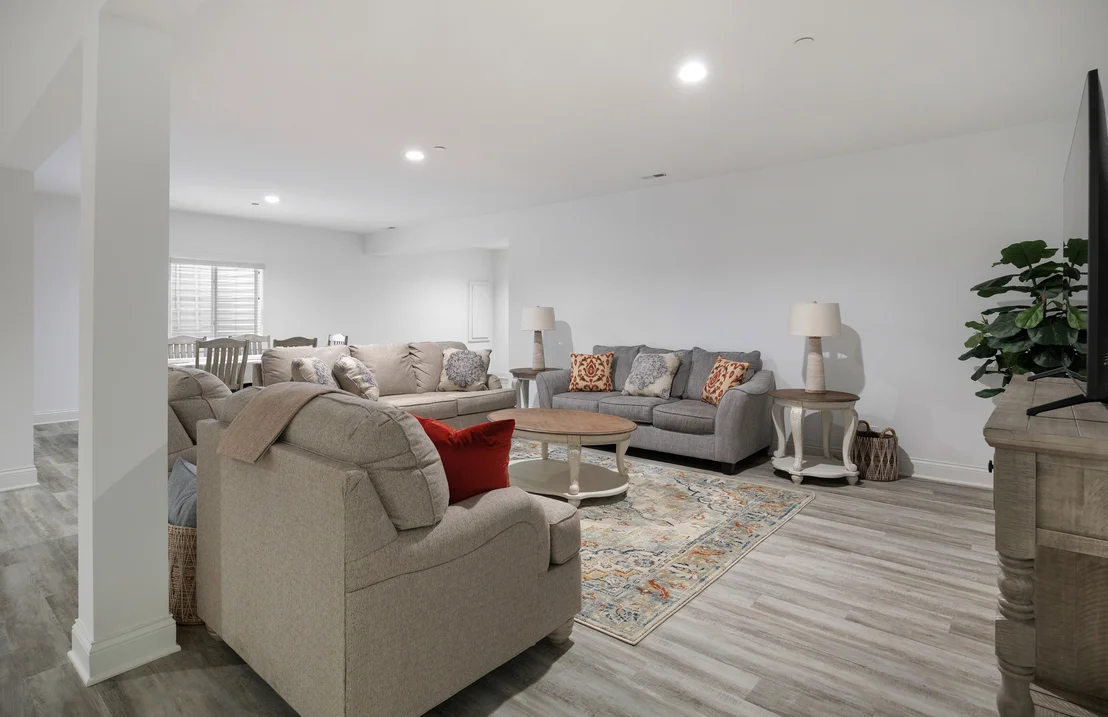 Photo of 906 Cartwright Lane