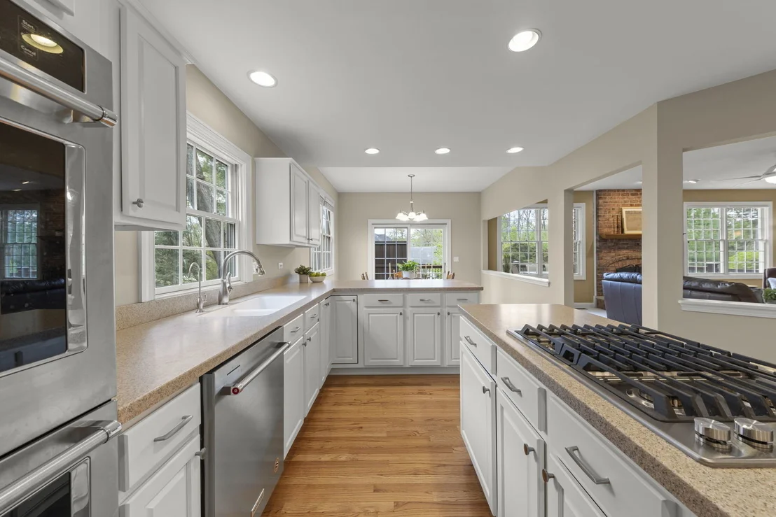 Photo of 1570 Orchard Road