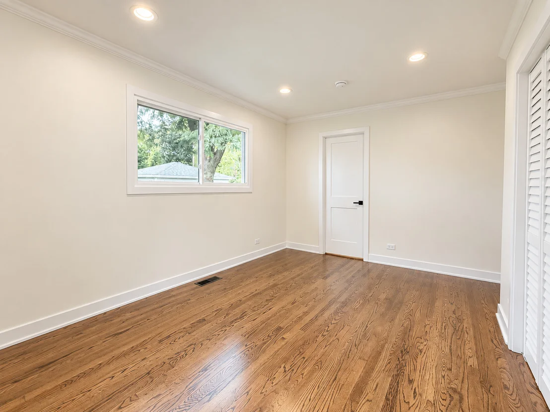 Photo of 1214 N Crabtree Lane