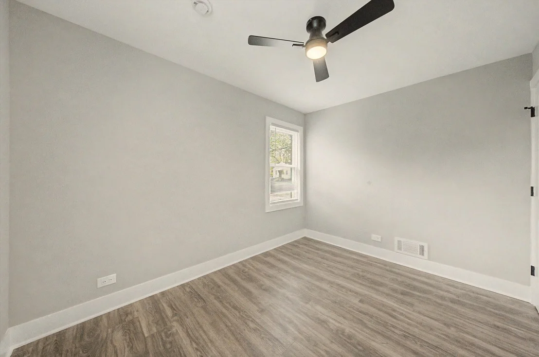 Photo of 14701 Beachview Terrace