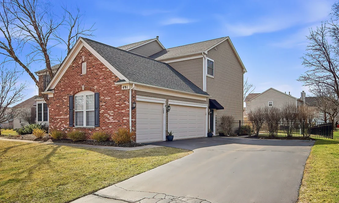 Photo of 491 Saratoga Circle