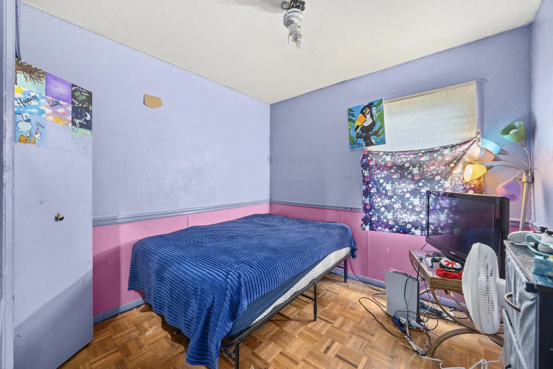 Photo of 520 E Birch Drive