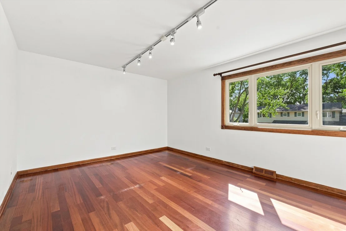 Photo of 1727 Ellendale Drive