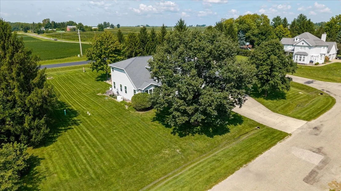 Photo of 9962 Wolf Hill Road