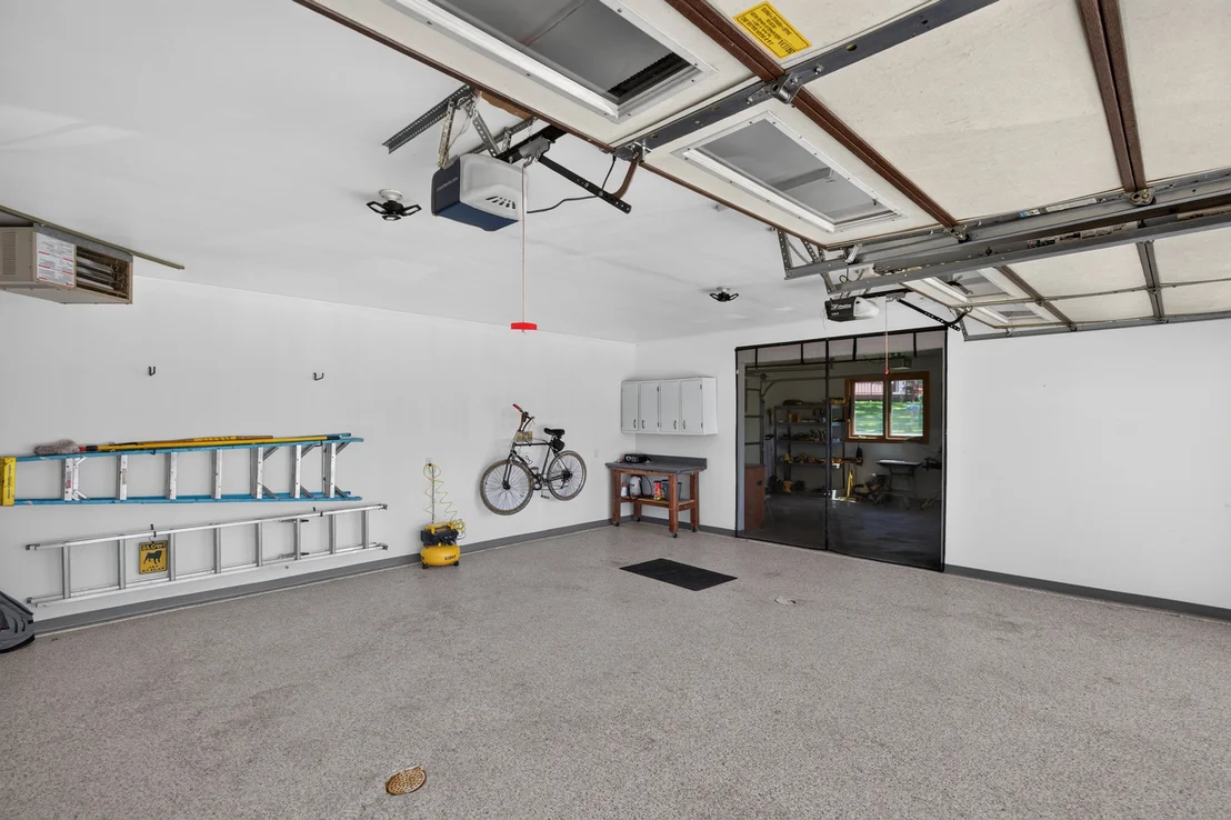 Photo of 2390 Circle Drive