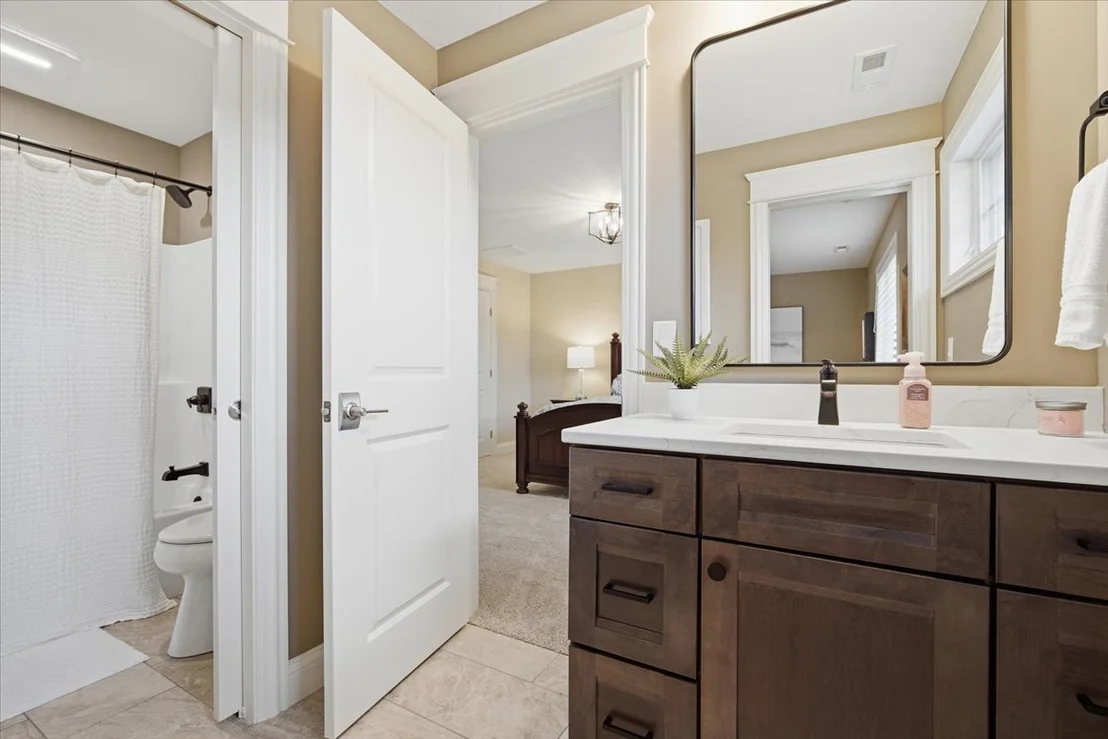 Photo of 34 Stonebrook Court