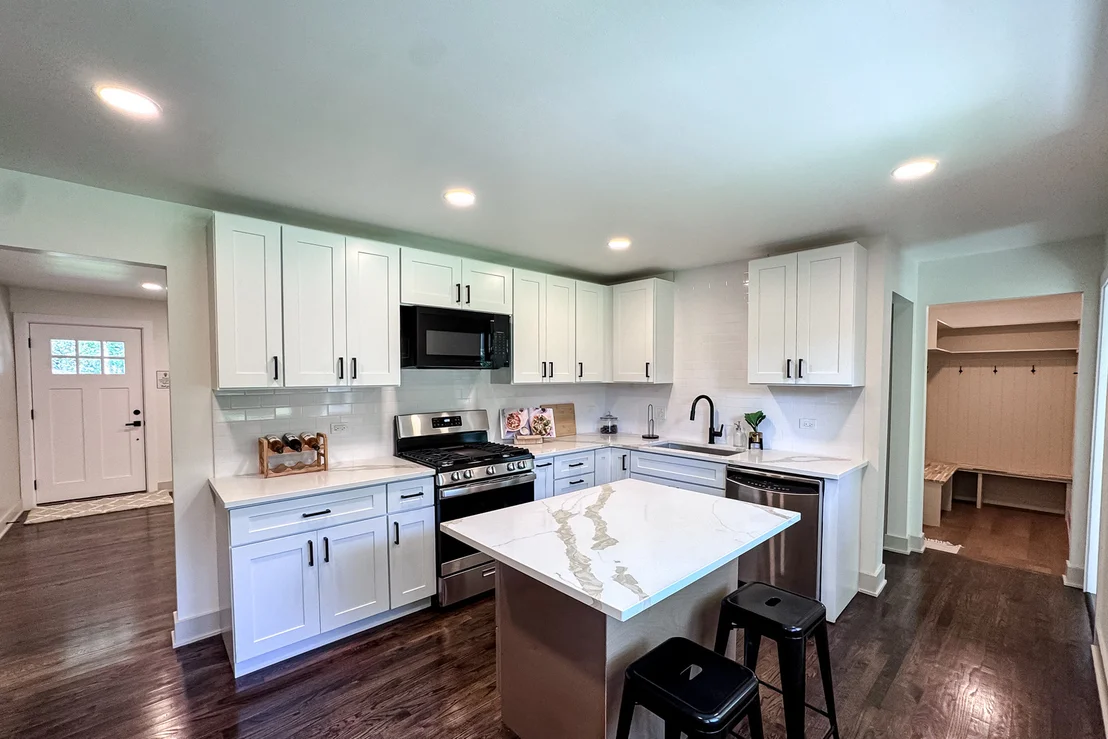 Photo of 129 Monument Avenue