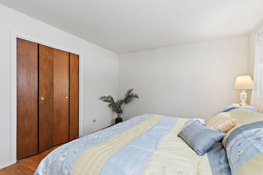 Photo of 1150 Glen Lane