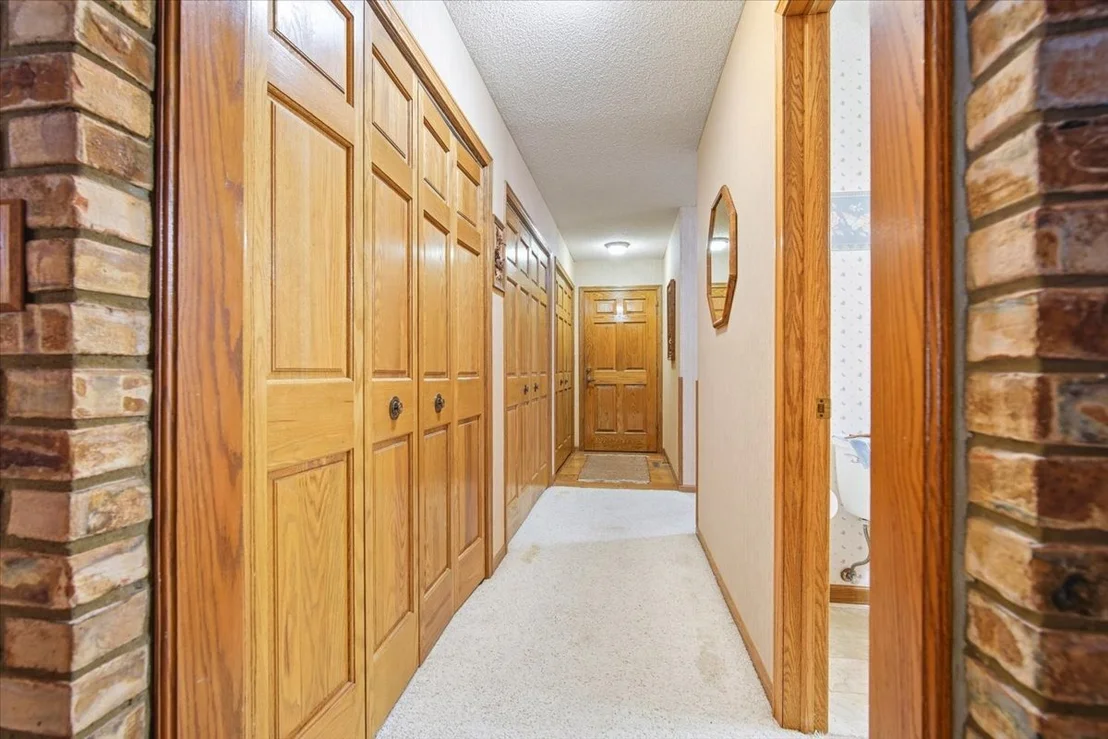 Photo of 2 Breckenridge Drive