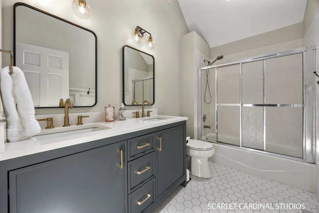 Photo of 2551 Whiteway Court