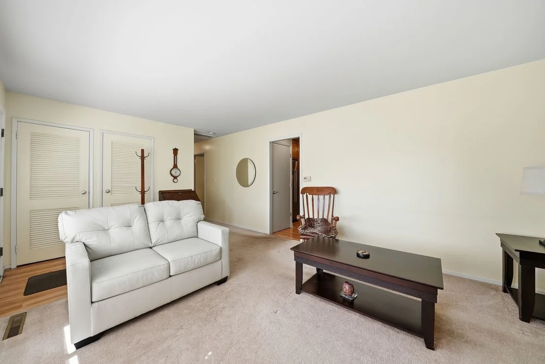 Photo of 403 Hazelwood Lane