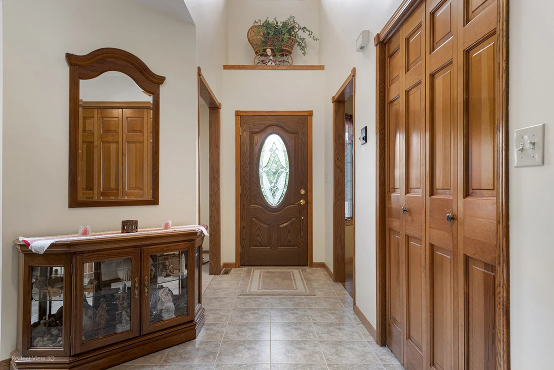 Photo of 295 W Grandin Road