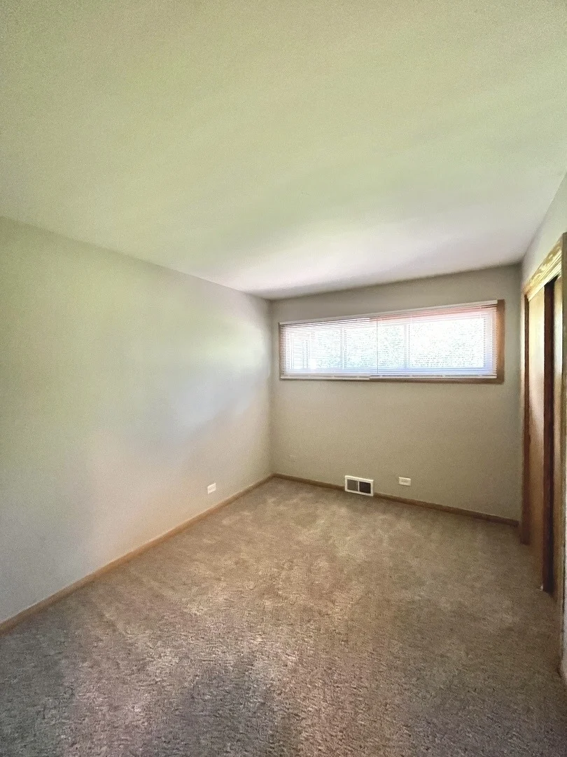 Photo of 2543 Oakwood Drive