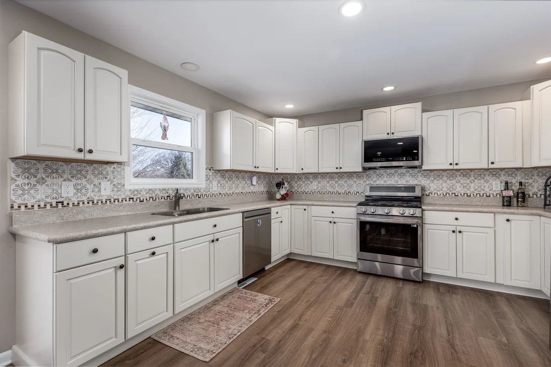 Photo of 4 Maplewood Lane