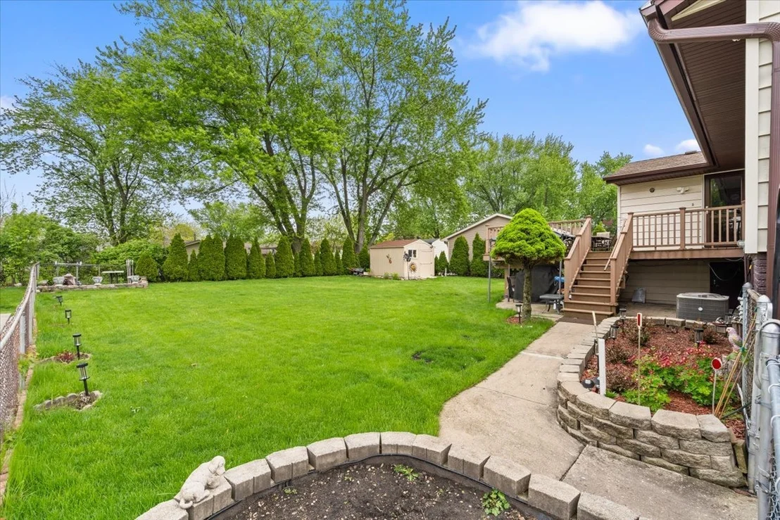 Photo of 937 Cornell Lane