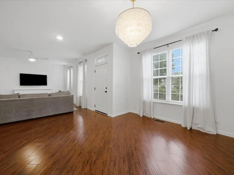 Photo of 543 Topeka Drive