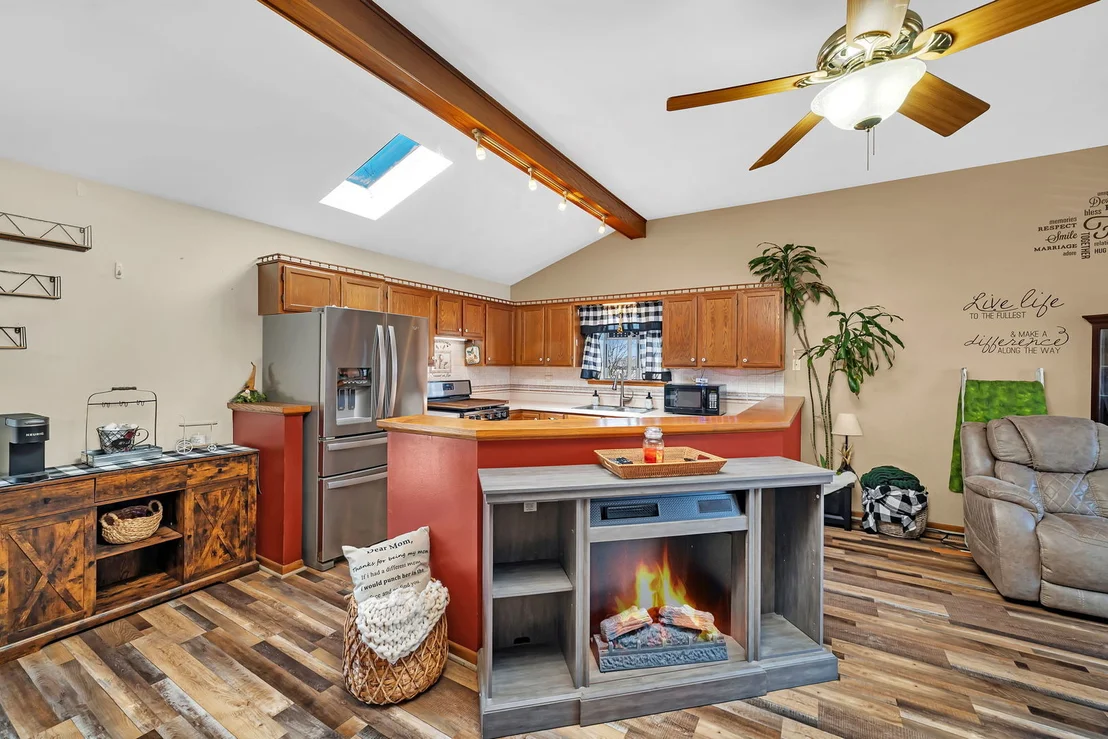 Photo of 801 Phyllis Drive