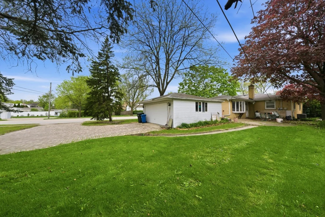 Photo of 1 N EDWARD Street