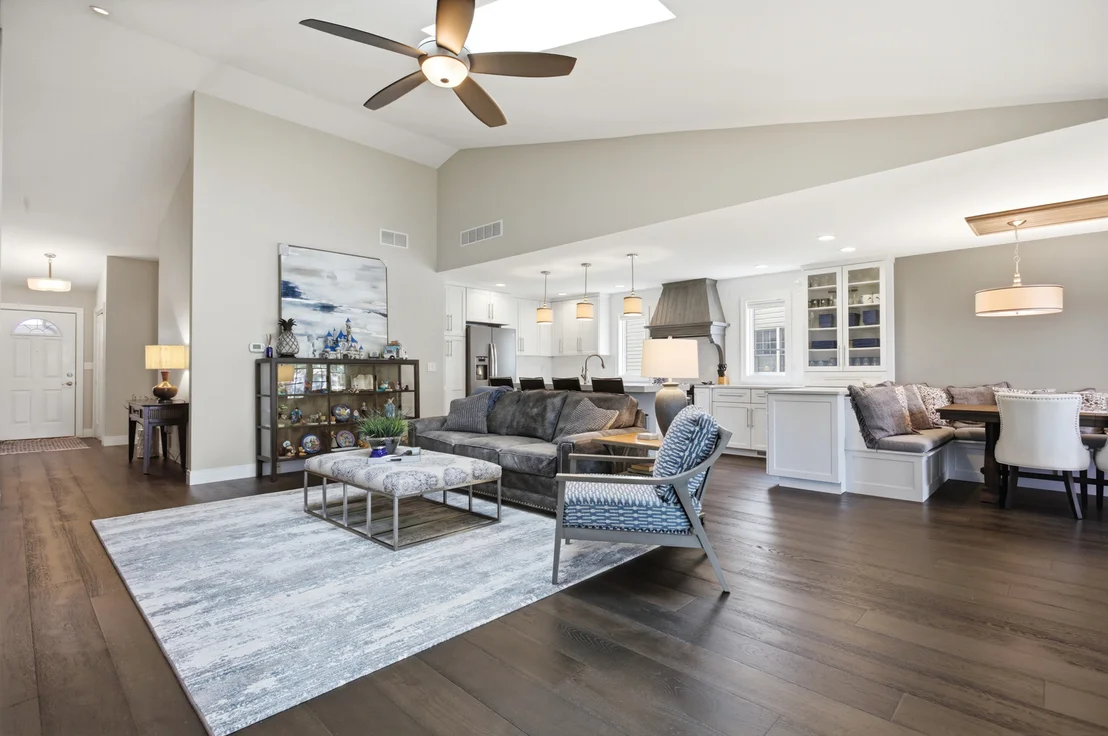 Photo of Unit 2526 at 2526 Windward Boulevard