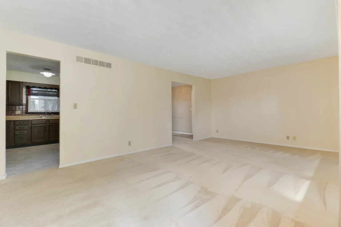 Photo of 1113 Andover Street