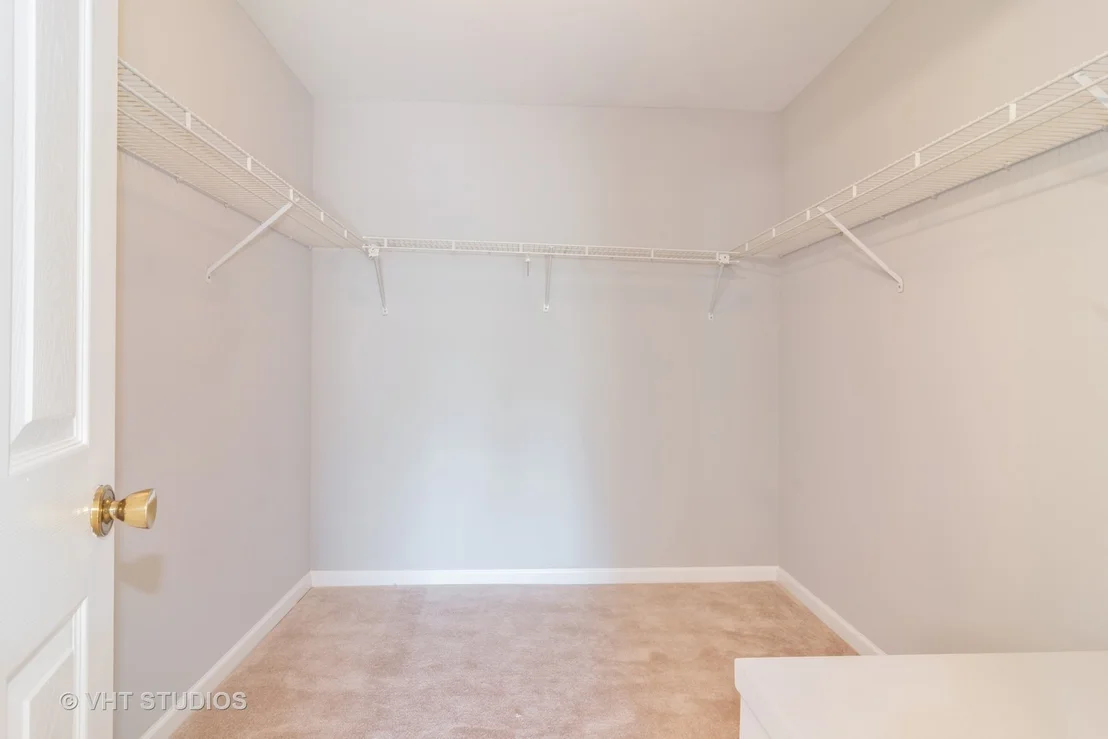 Photo of Unit 2004 at 2004 WINDEMERE Circle