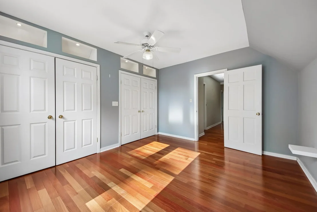 Photo of 537 Ferdinand Avenue