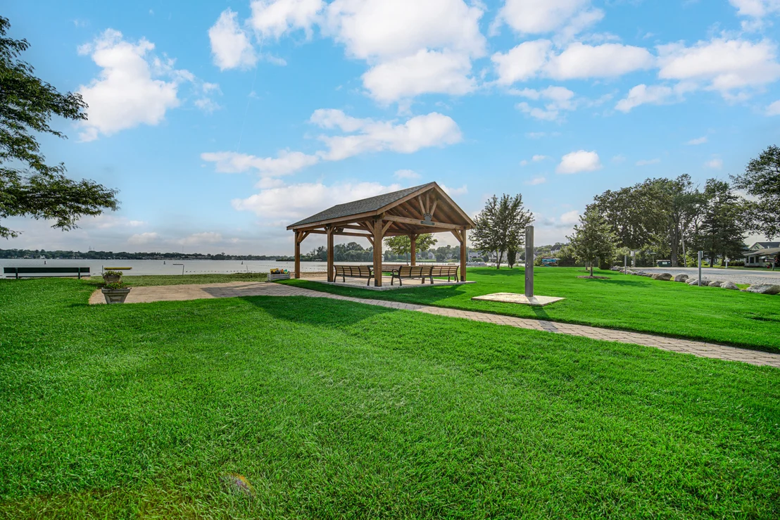 Photo of 909 Pershing Drive