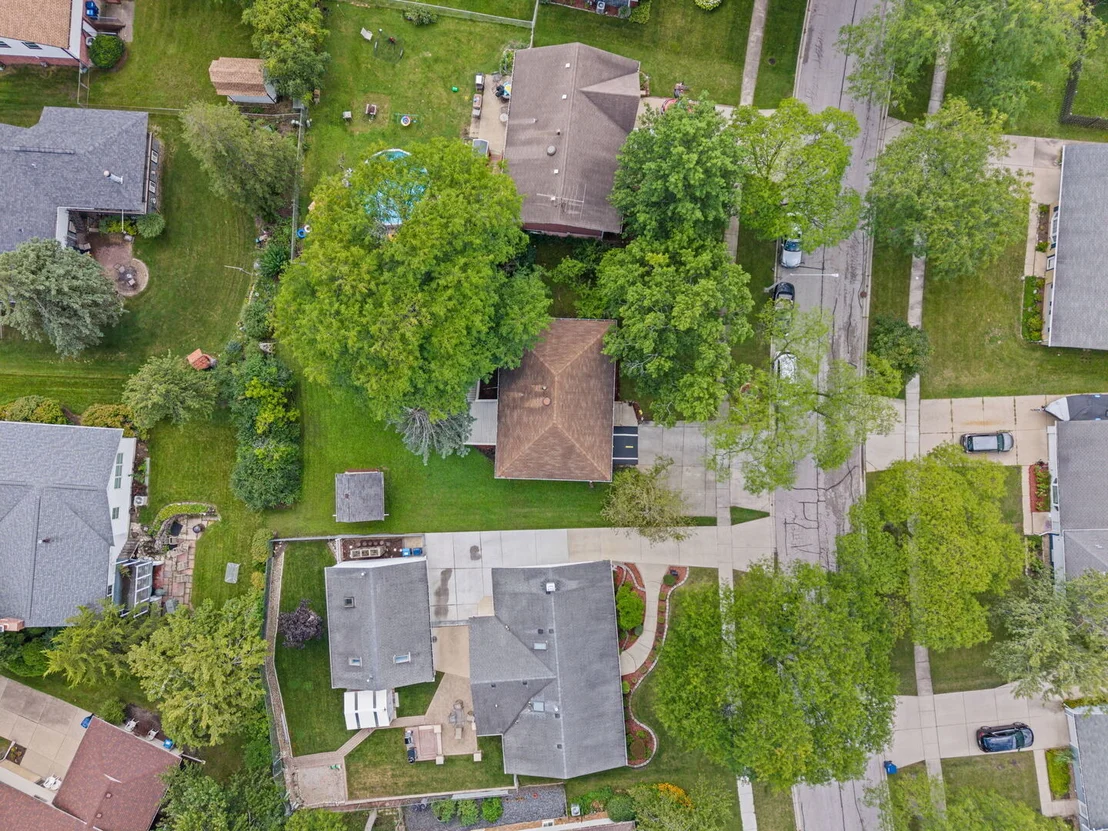 Photo of 933 Webster Lane