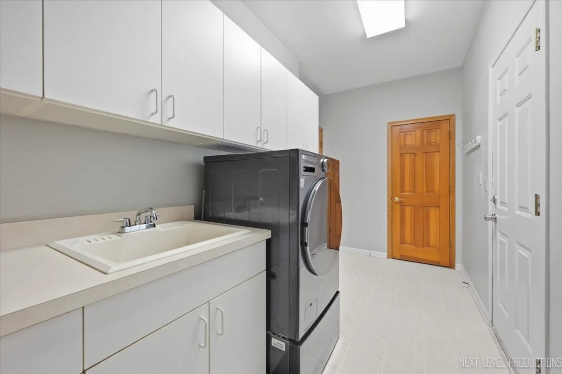 Photo of 1002 Thoroughbred Circle