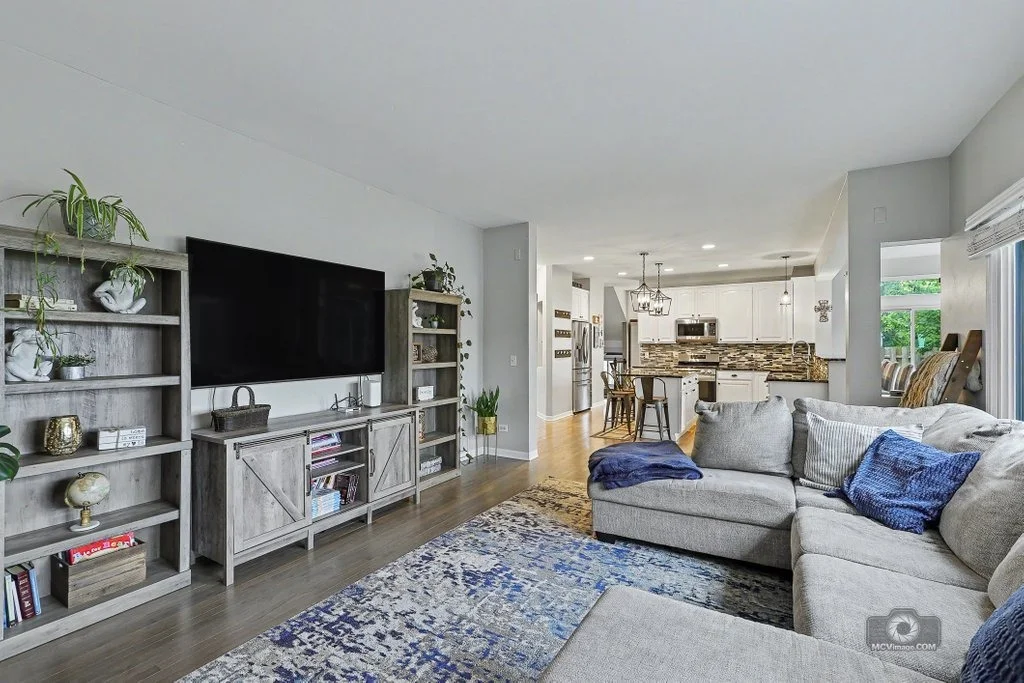Photo of 437 Raintree Drive