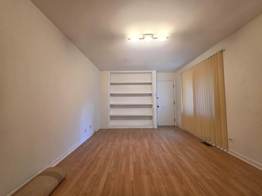 Photo of 703 MALLARD Lane