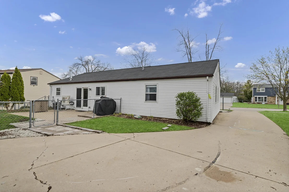 Photo of 1320 Elm Drive